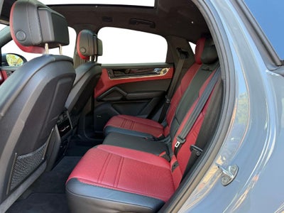 2024 Porsche Cayenne Coupe S