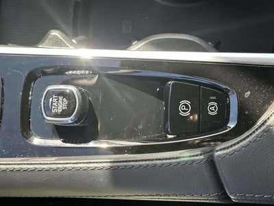 2023 Volvo XC90 B6 Plus 6-Seater