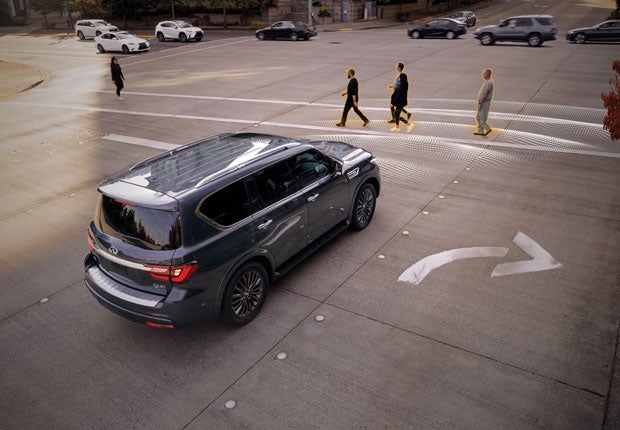 2024 INFINITI QX80 Key Features - PREDICTIVE FORWARD COLLISION WARNING | INFINITI City of Queens in Bayside NY